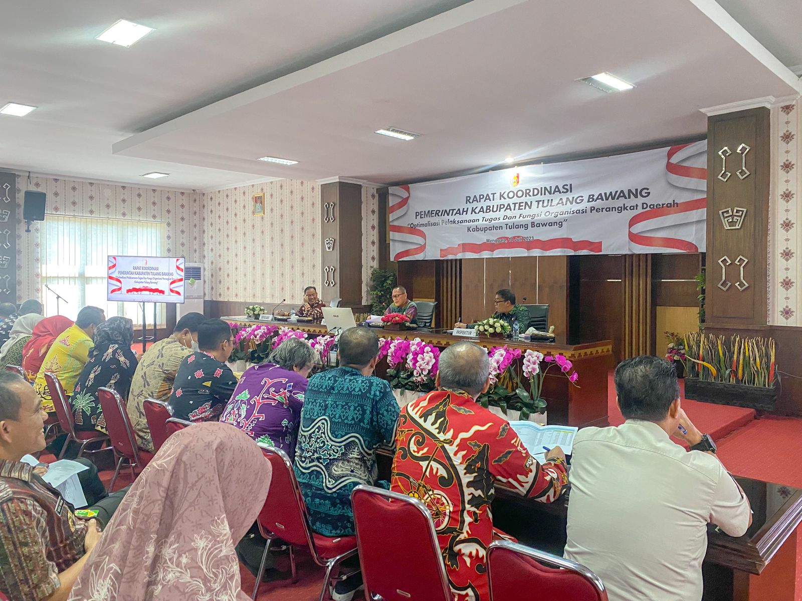 Tulang Bawang Sebar 1.690 Bendera Merah Putih, Ini Tujuannya