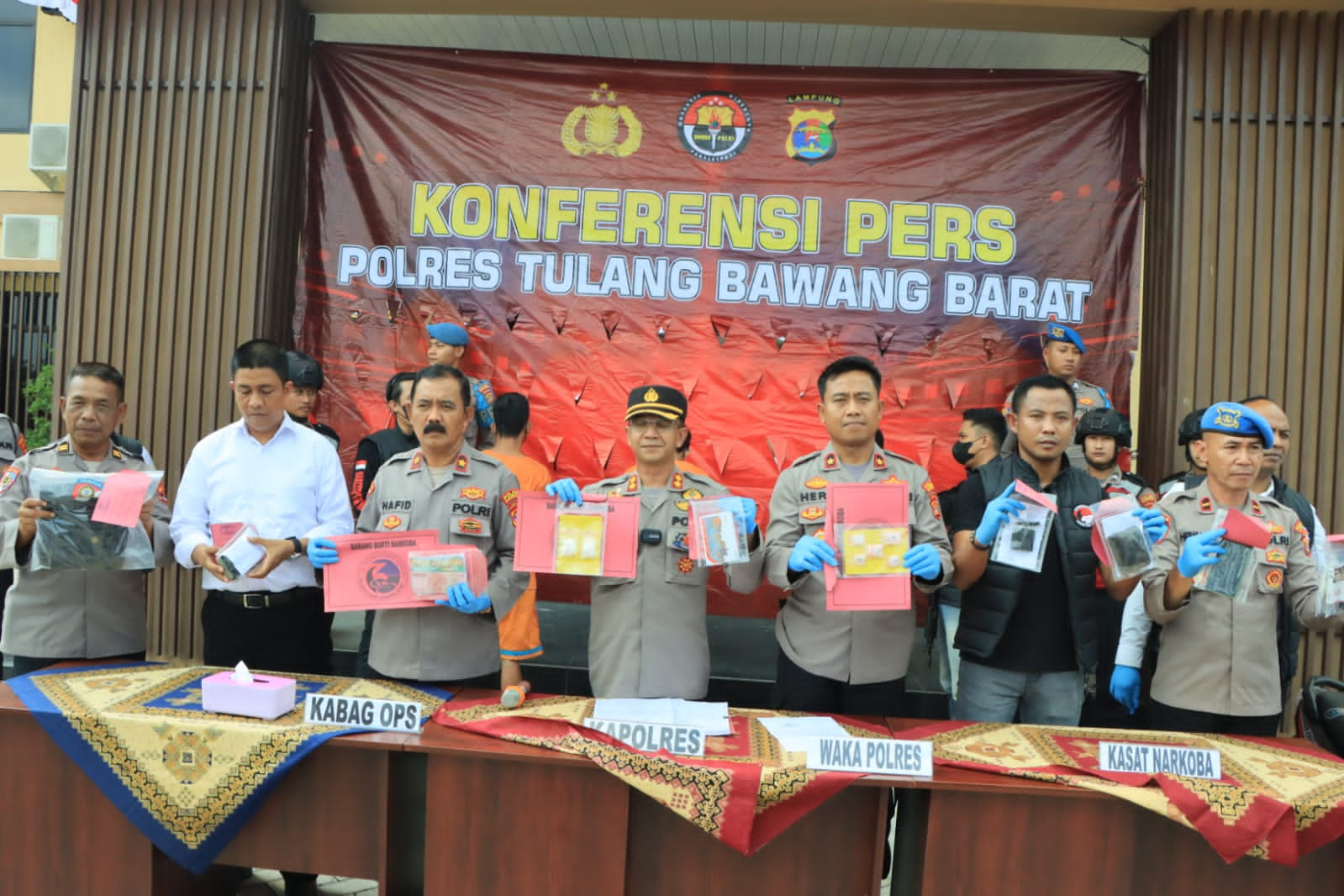 Catut Nama Pejabat Polri, 3 Bandar Narkoba Ditangkap Polres Tulang Bawang Barat, BB Puluhan Paket Sabu 