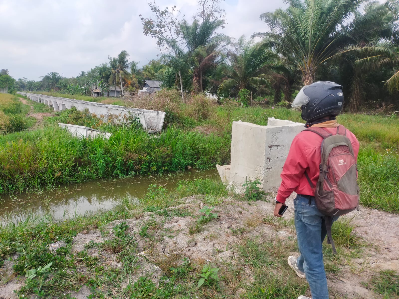 Sudah Lama Mangkrak, Pembangunan Irigasi Gantung Dikeluhkan Petani Mesuji