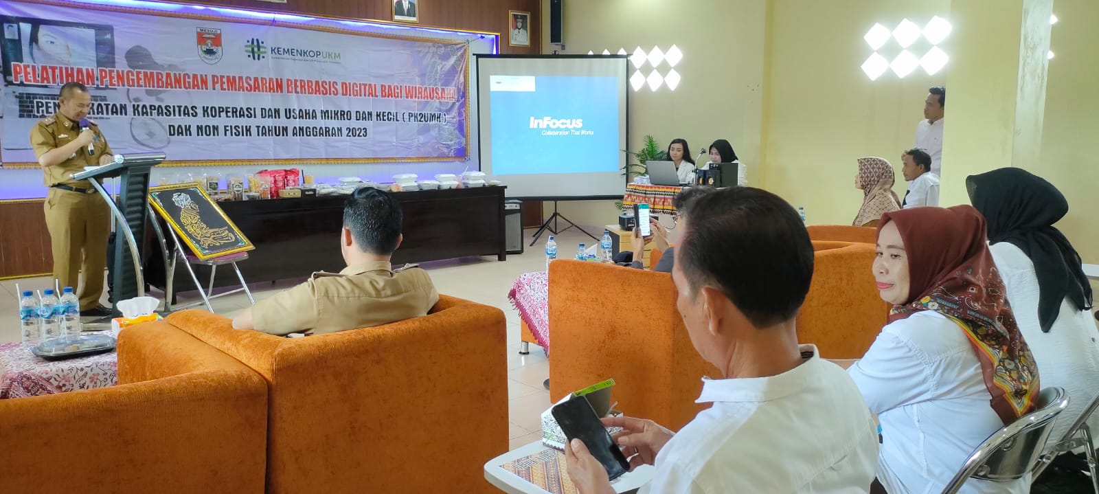 Pemkab Mesuji Beri Pelatihan Pemasaran Digital UMKM