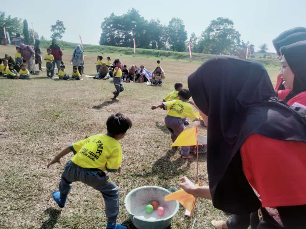 Cara TK LPMK Simpang Agung Lampung Tengah Eratkan Hubungan Siswa, Guru dan Orang Tua, Pada Momen HUT RI ke-78