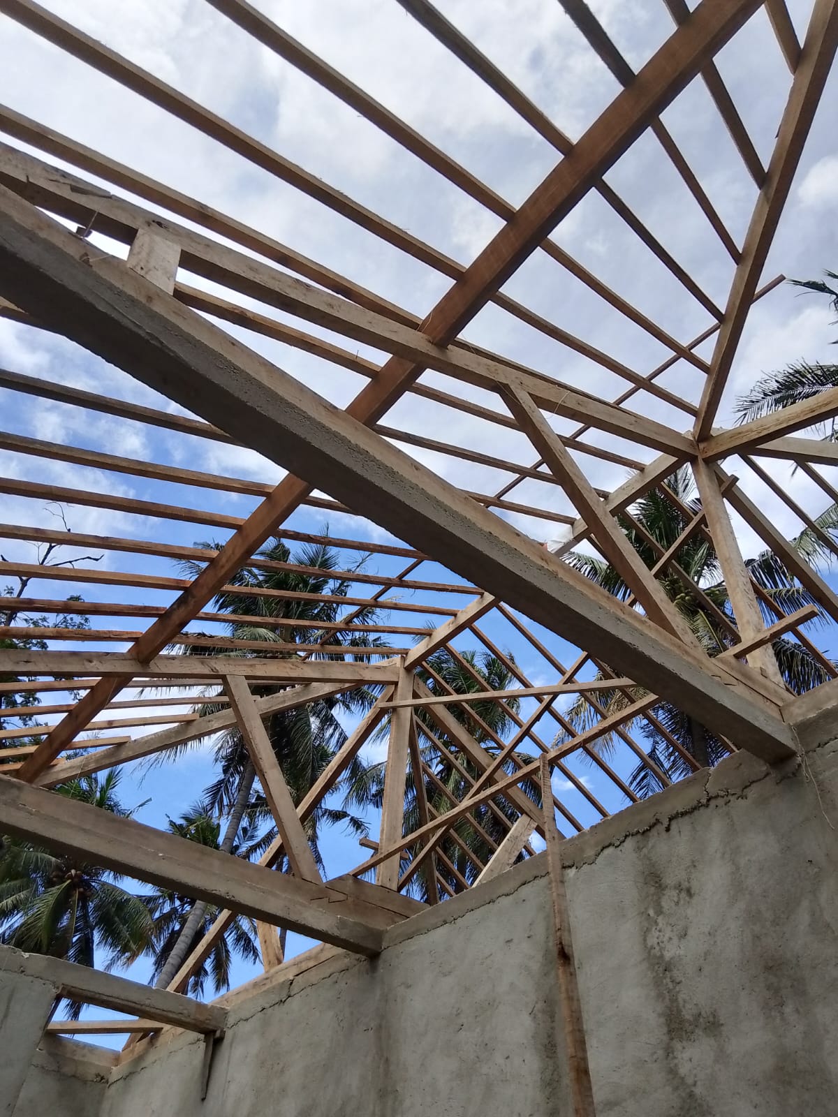 Perusahaan Jasa Bangun Rumah Asal Pringsewu Ini Diduga Tipu Konsumen, Janji 3 Bulan Selesai, Tapi..