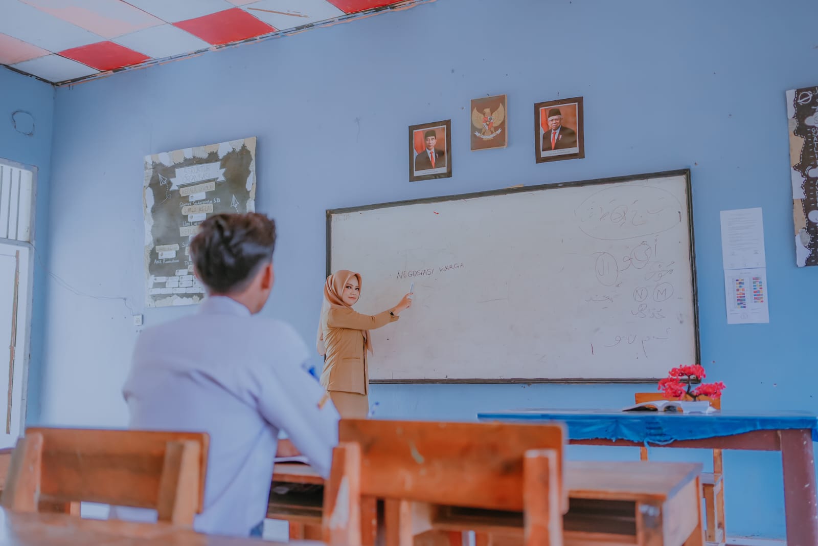 Kisah Guru yang Dinikahi Muridnya di Tulang Bawang Lampung