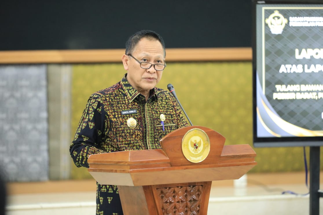 Masyarakat Senang, Pj Bupati Tulang Bawang Qudrotul Ikhwan Lanjutkan Pembangunan Jembatan Way Moris