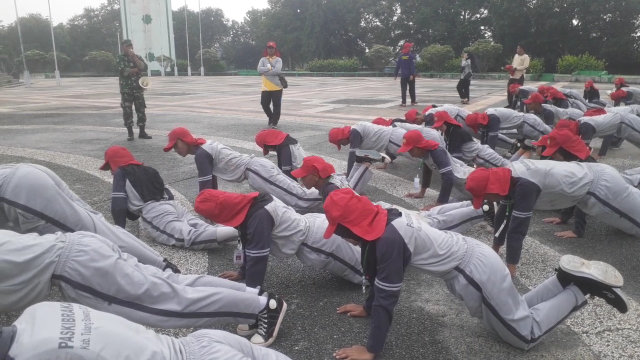 17 Agustus Semakin Dekat, Personel Kodim Tulang Bawang Gembleng Latihan Anggota Paskibraka