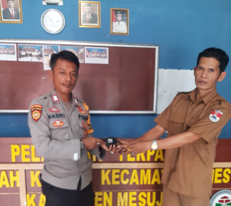 Polres Mesuji Terima 3 Senpi Dari Masyarakat