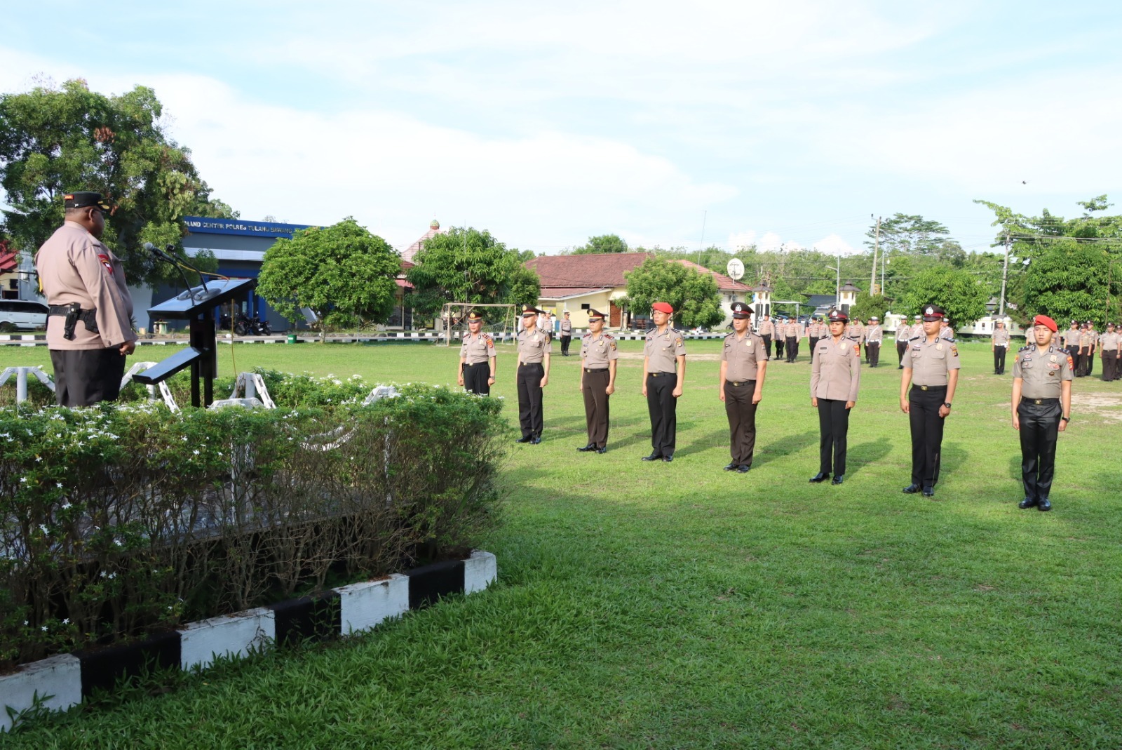 Ganti Tahun, Puluhan Personel Polres Tulang Bawang Naik Pangkat