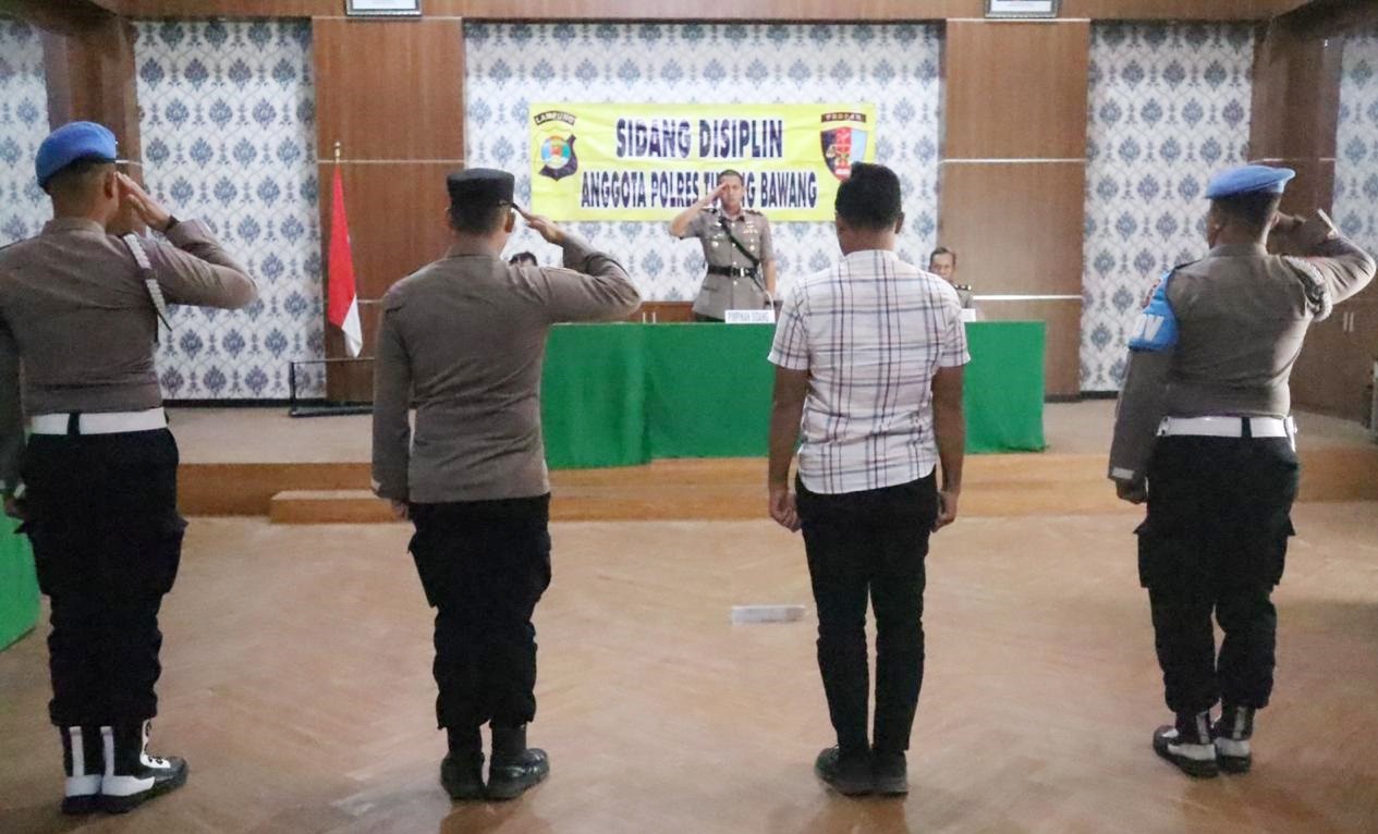 Dua Personel Polres Tulang Bawang Jalani Sidang Disiplin, Ini Pelanggaran dan Hukumannya