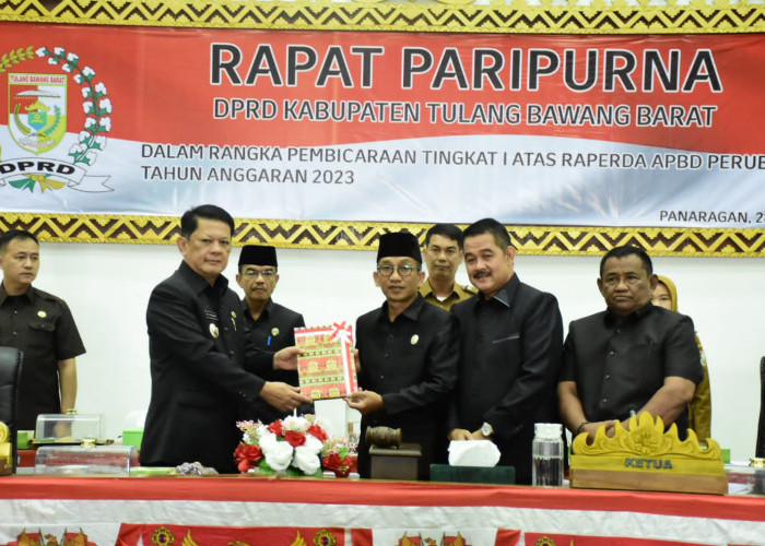 Paripurna Perubahan APBD Tulang Bawang Barat Tahun 2023, Pj Bupati Firsada Sampaikan Rincian Pendapatan Daerah