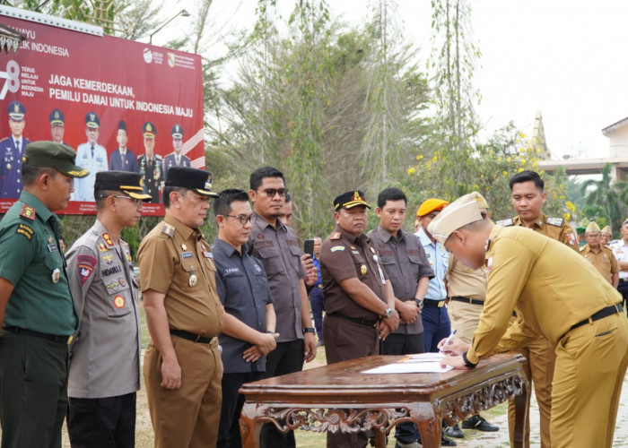 Disaksikan Pj Bupati, ASN Tulang Bawang Barat Deklarasi Netralitas Pemilu 2024 