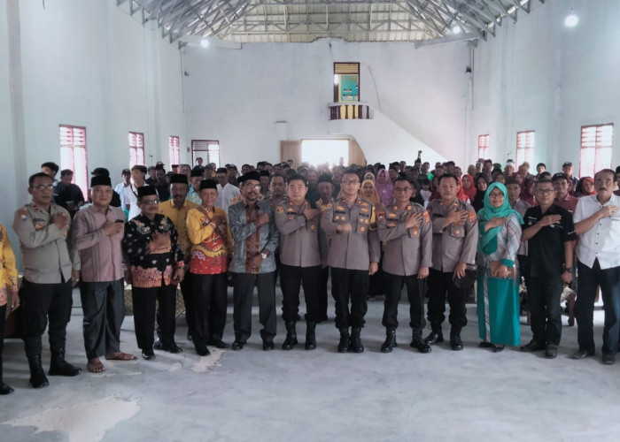 Polres Jumat Curhat di Simpang Agung Lampung Tengah, Salah Satu Warga Tanya Soal Perselingkuhan