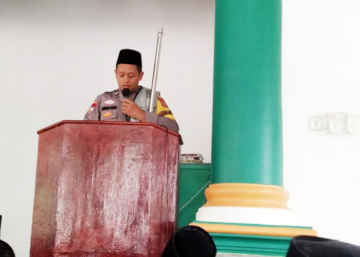 Jadi Khatib Salat Jumat di Tulang Bawang Lampung, Tanda Polisi Dekat dengan Masyarakat