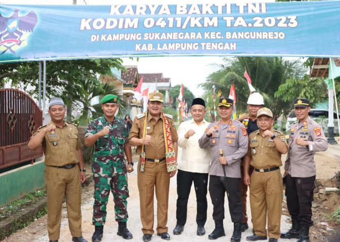 Karya Bakti Kodim/KM Perbaiki 2,5 Km Jalan di Kampung Sukanegara